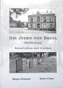 The Jews of Brueel (Mecklenburg): Reconstruction of a Community book cover